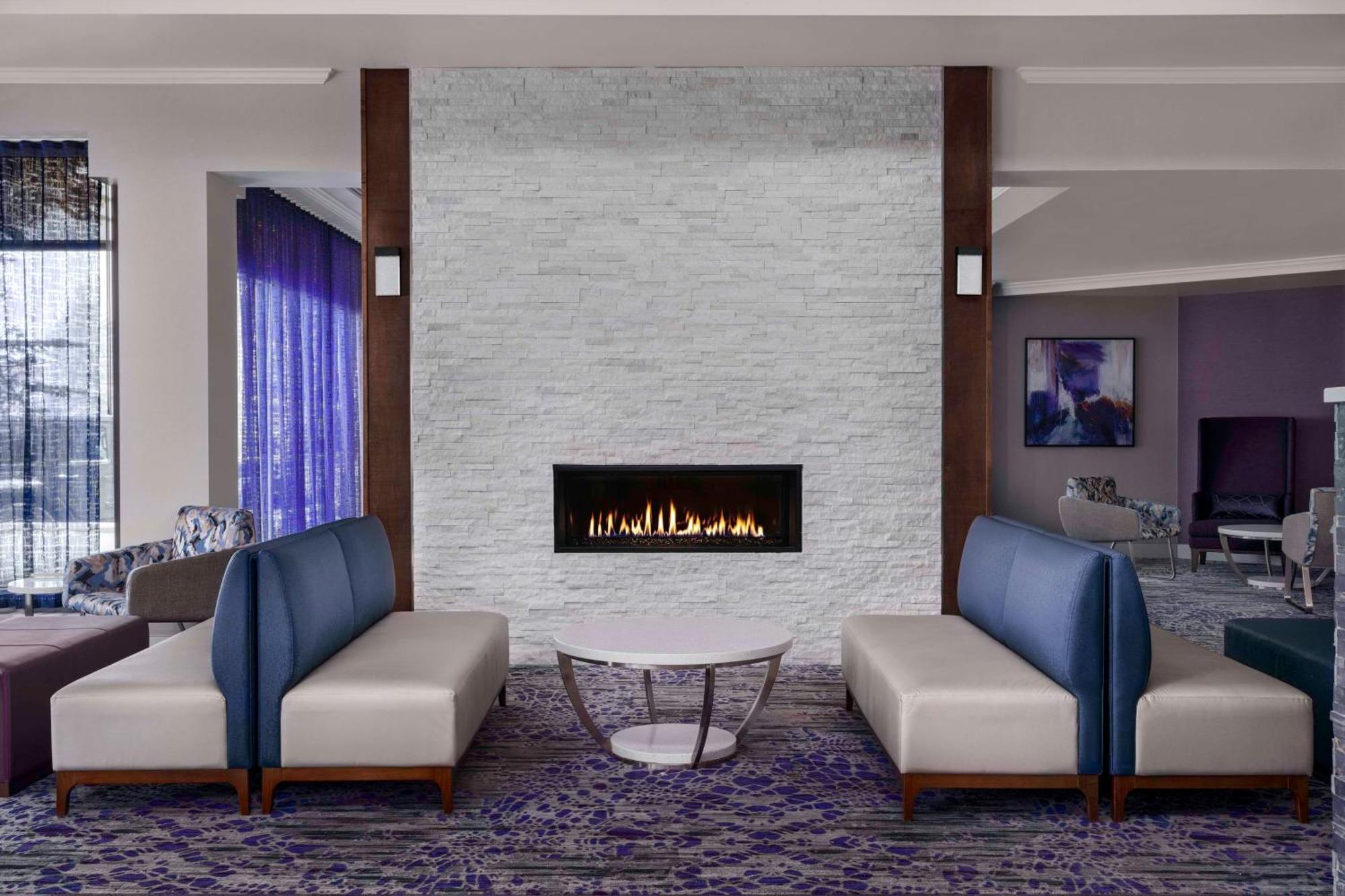 Hilton Garden Inn Calgary Airport Exterior foto