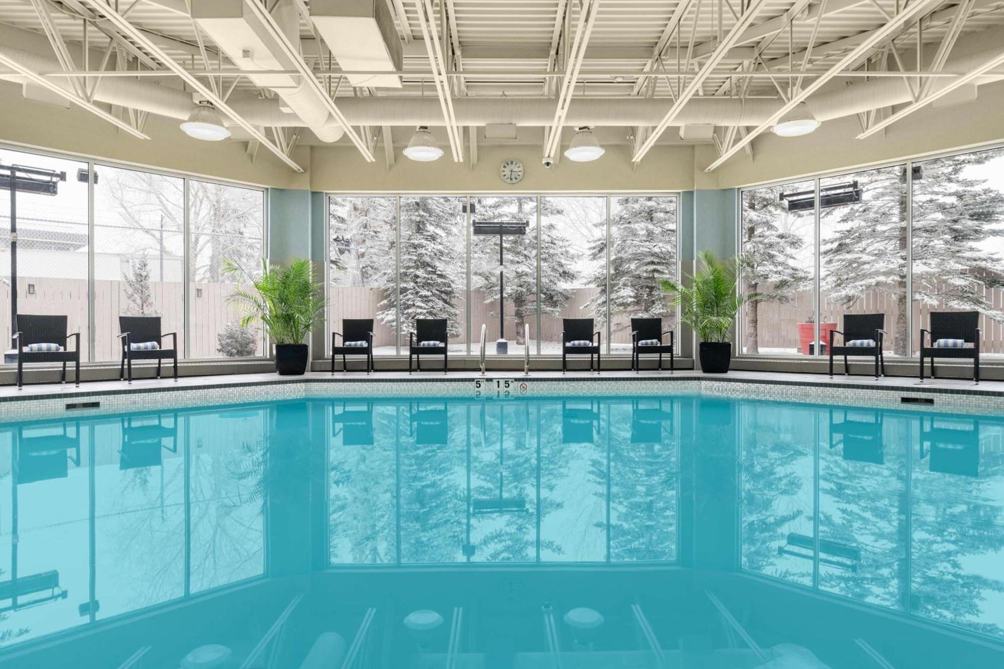 Hilton Garden Inn Calgary Airport Exterior foto